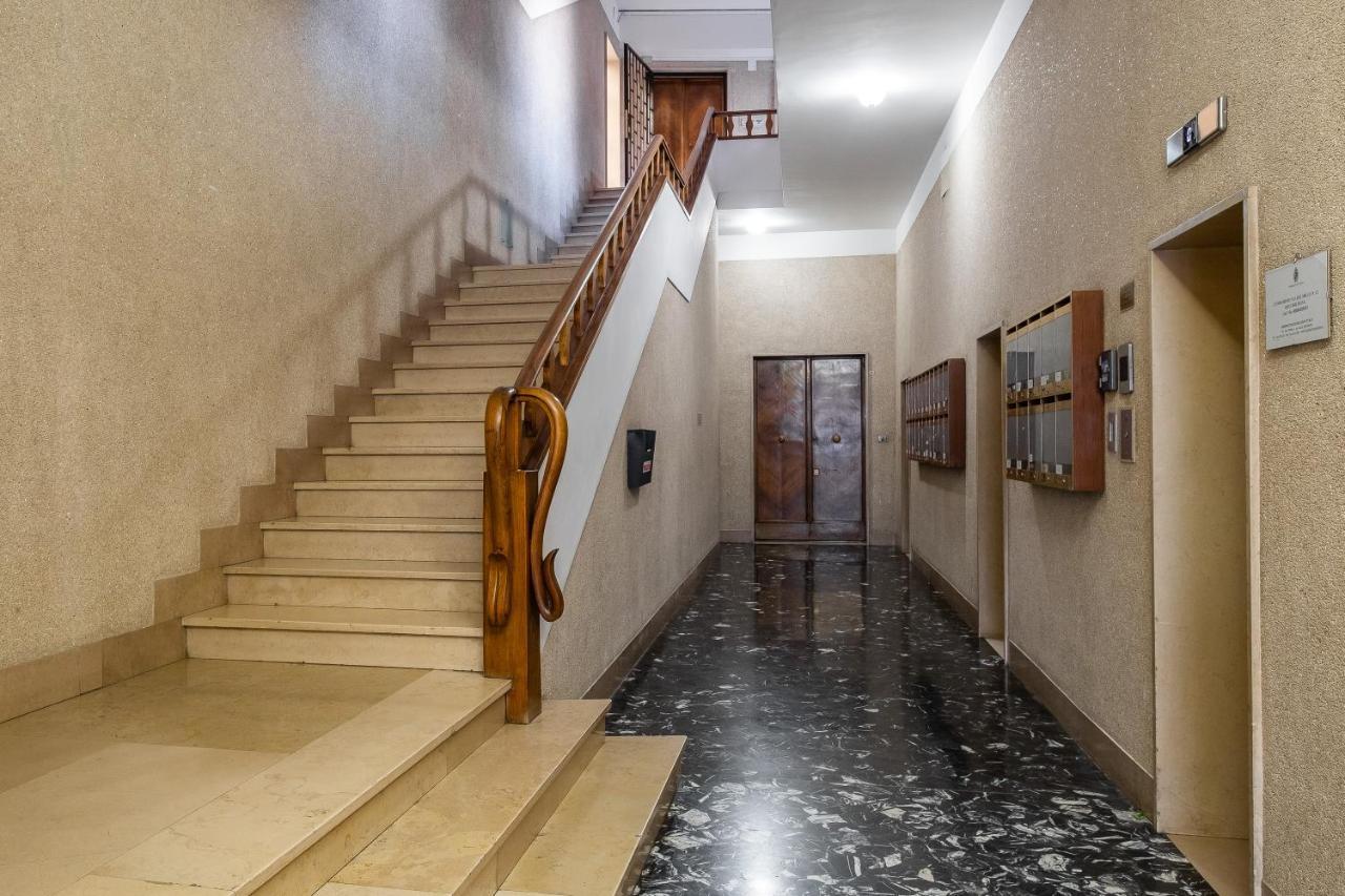 Z8 Comfort In The Heart Of Bologna Bagian luar foto