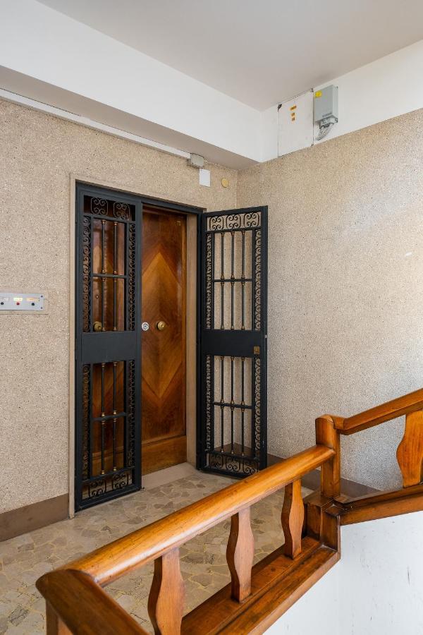 Z8 Comfort In The Heart Of Bologna Bagian luar foto